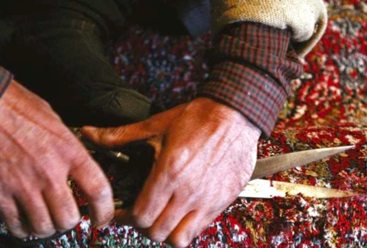 Magic Carpets: Khursheed Dinshaw visits a carpet-weaving home in Kashmir