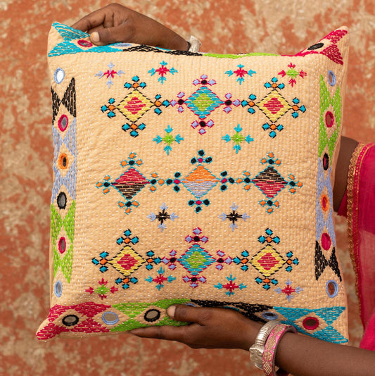 Sunday 13 April 2025, Kabeliya Embroidery with Vamika