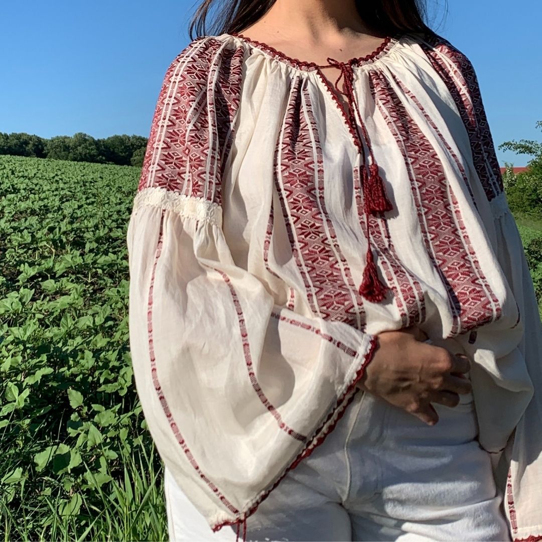 Romania, Borangic Silk Mill / Cristina Niculescu, Borangic Silk Threads & Weaving